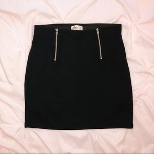Hollister Women’s Skirt